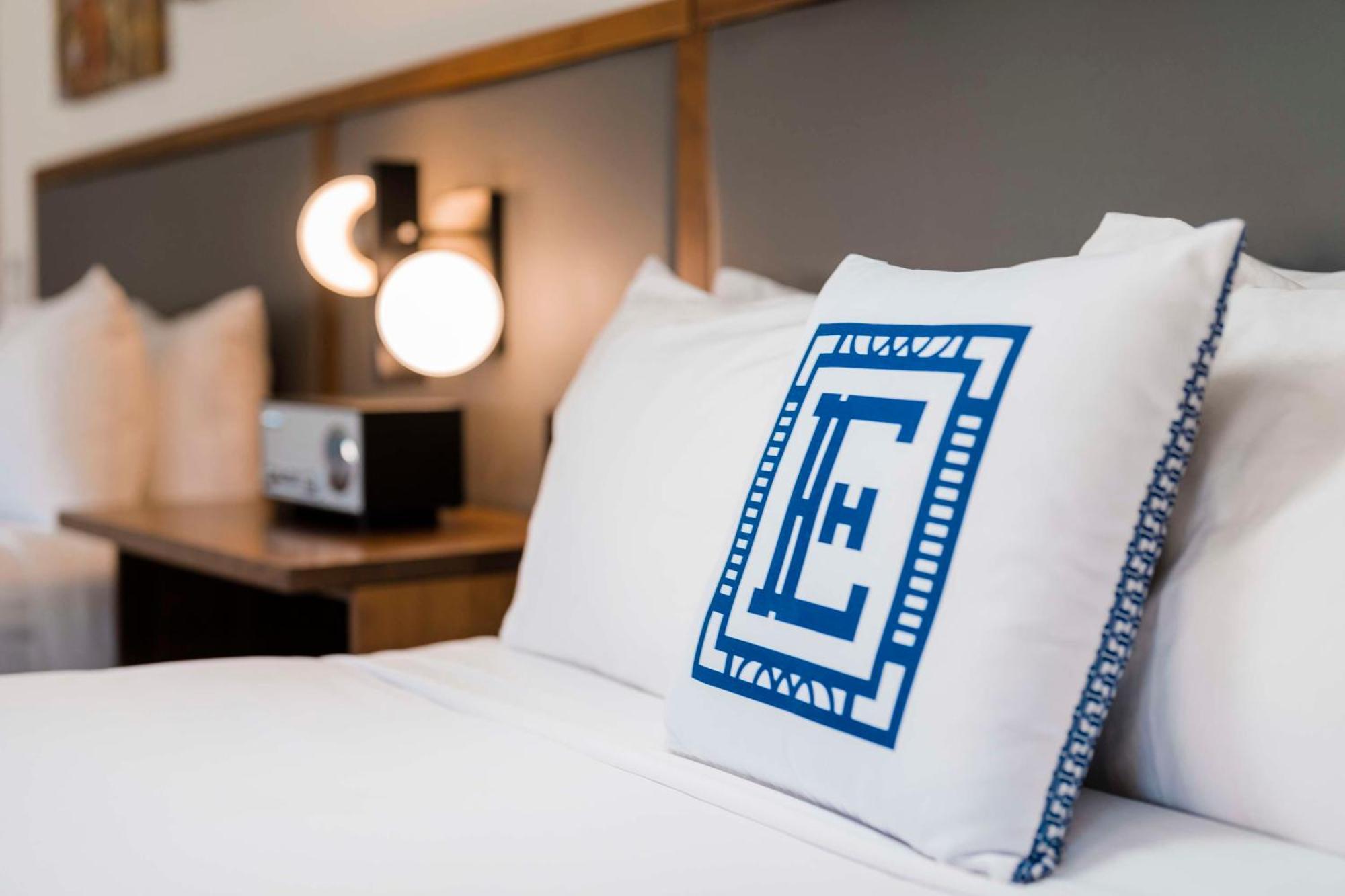 Hotel Elkhart, Tapestry Collection By Hilton エクステリア 写真