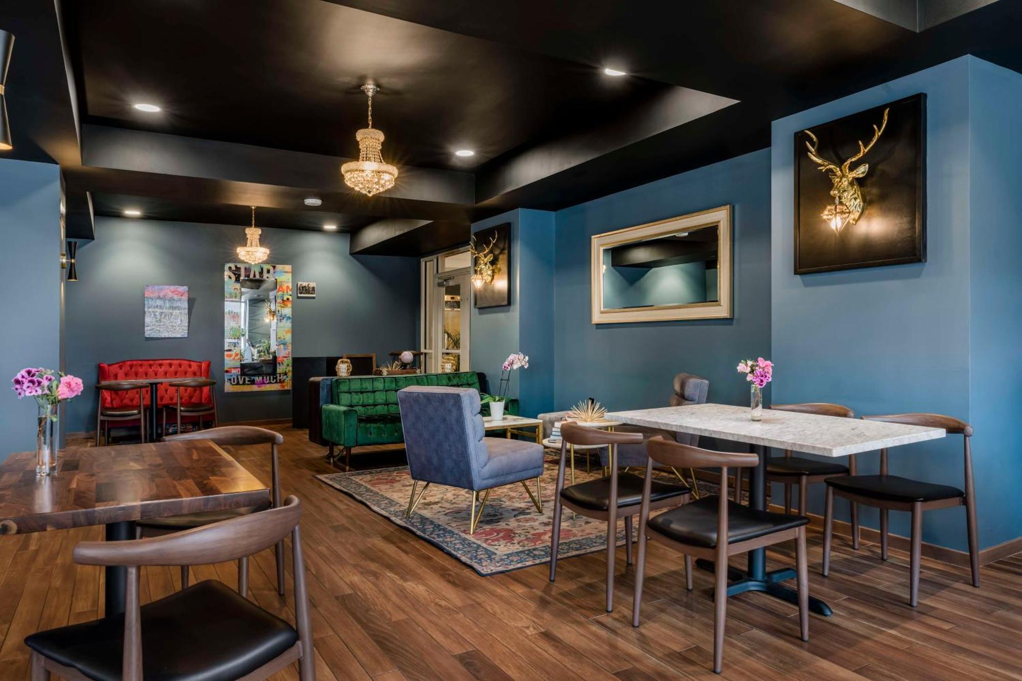 Hotel Elkhart, Tapestry Collection By Hilton エクステリア 写真